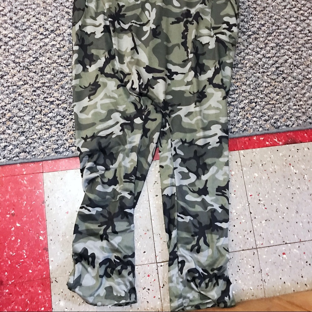 Green Camouflage Jumpsuit - Picture 5 of 5